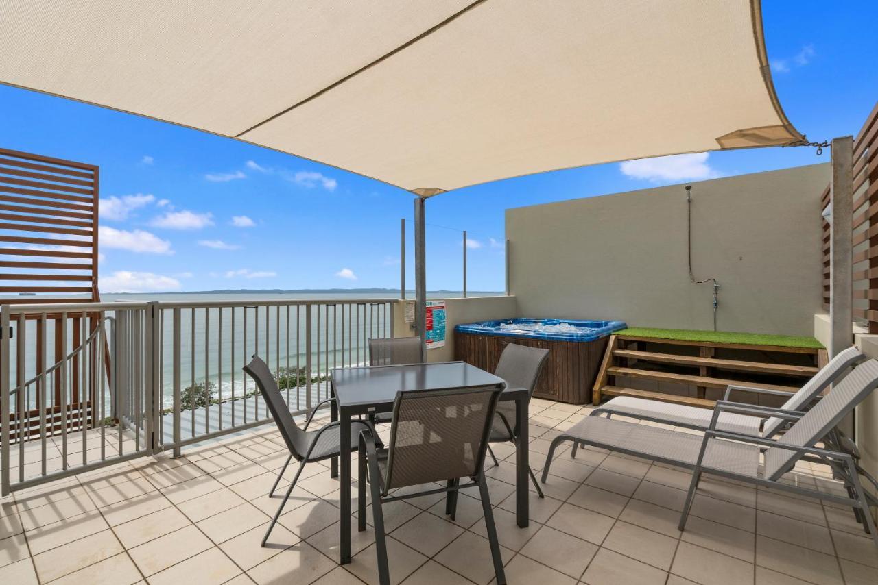 On The Beach Resort Bribie Island Woorim Kültér fotó