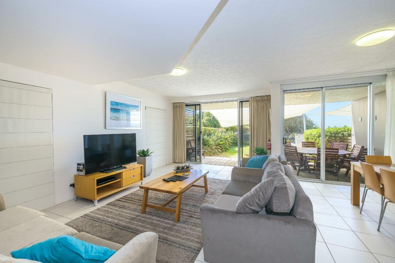 On The Beach Resort Bribie Island Woorim Kültér fotó